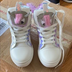 Olivia Miller Girls Unicorn Shoes